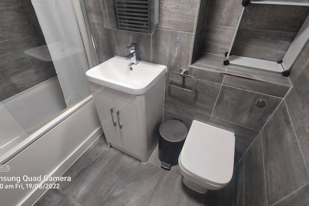 Central Apartment, Kings Cross 6 Mins Walk London Exterior photo